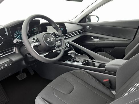 New 2025 Hyundai Elantra Blue image 14