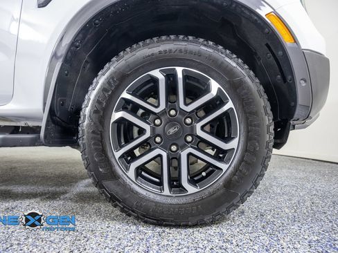 Used 2024 Ford Ranger Lariat w/ Advanced Towing Package AWD/4WD image 46