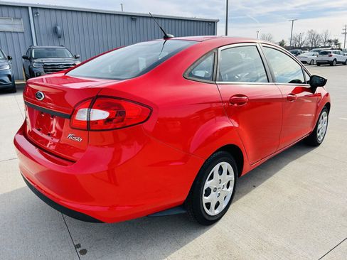 Used 2013 Ford Fiesta SE image 30