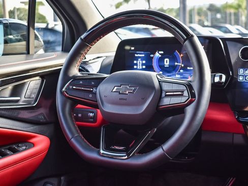 Used 2025 Chevrolet Blazer EV RS w/ Super Cruise Package AWD/4WD image 15