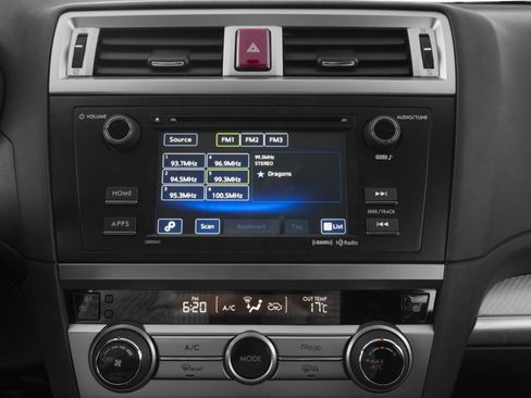 Used 2017 Subaru Outback 2.5i AWD/4WD image 7