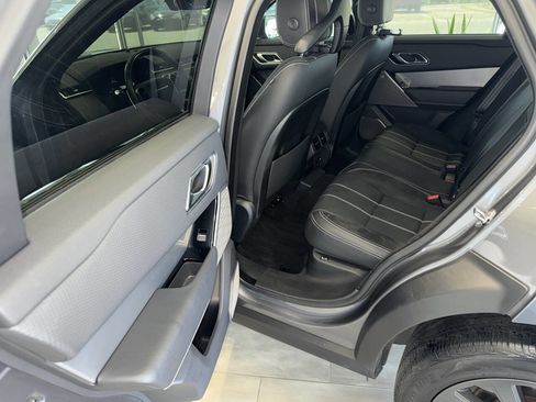 Used 2019 Land Rover Range Rover Velar R-Dynamic SE image 34