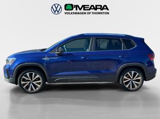 Used 2023 Volkswagen Taos SE w/ Panoramic Sunroof Package AWD/4WD video 2
