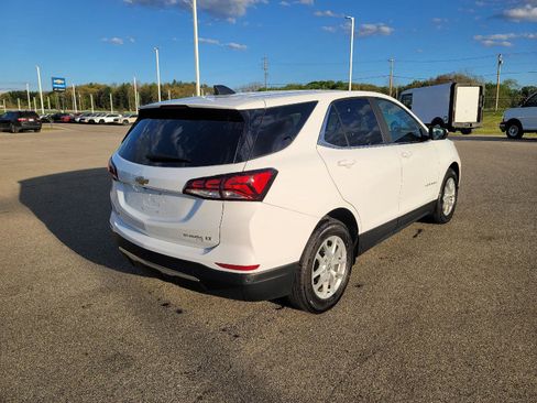 Used 2023 Chevrolet Equinox LT FWD image 9