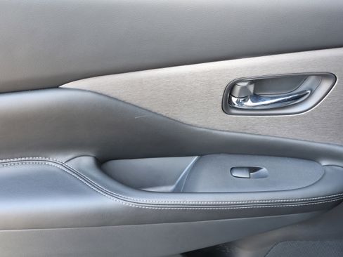 Used 2023 Nissan Murano SV w/ SV Midnight Edition Package image 34