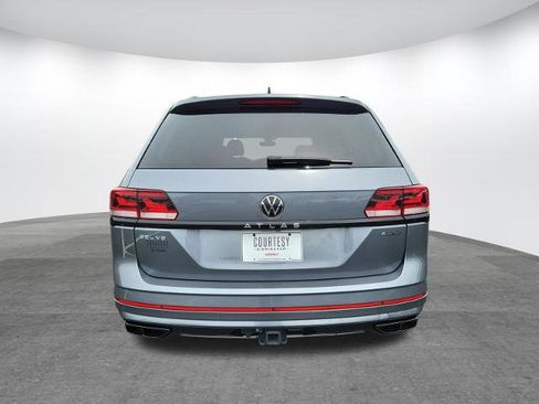 Used 2023 Volkswagen Atlas SEL R-Line AWD/4WD image 7
