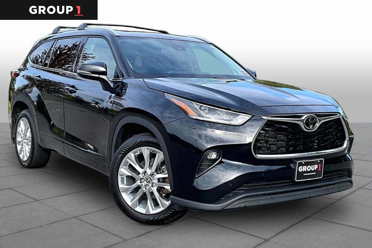 Used 2023 Toyota Highlander Limited AWD/4WD image 3