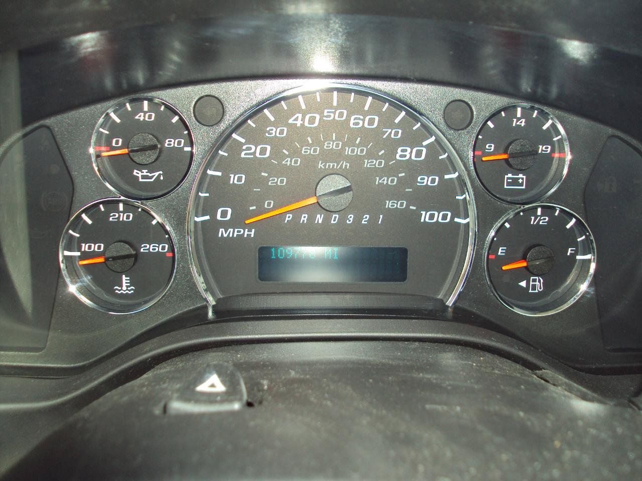 Used 2010 GMC Savana 1500 AWD image 18
