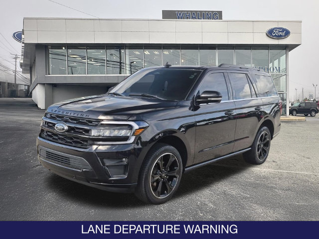 Certified 2024 Ford Expedition Limited AWD/4WD image 3