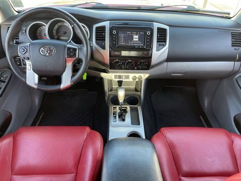 Used 2015 Toyota Tacoma PreRunner w/ TRD Sport Package RWD image 14