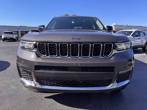 Used 2021 Jeep Grand Cherokee L Limited AWD/4WD image 8