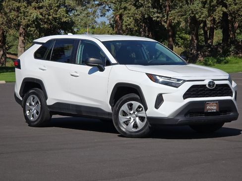 Used 2023 Toyota RAV4 LE image 2