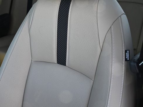 Used 2021 Honda Civic EX-L image 9