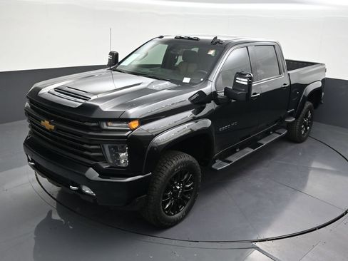 Used 2022 Chevrolet Silverado 2500 High Country w/ Z71 Off-Road Package image 15