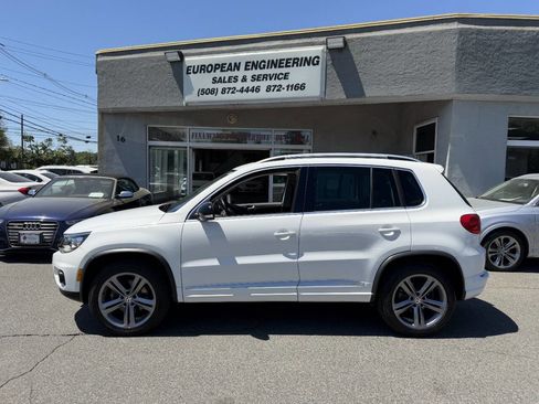Used 2017 Volkswagen Tiguan Sport AWD/4WD image 4