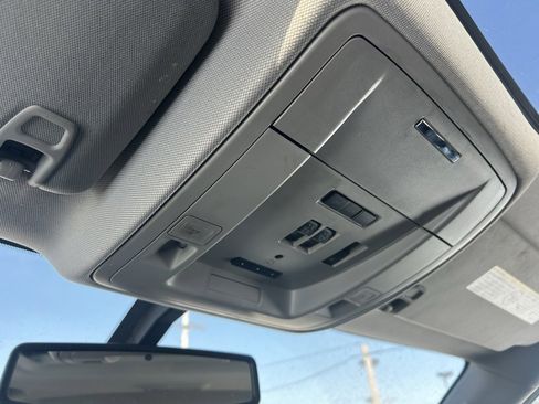 Used 2016 GMC Sierra 2500 SLT w/ Duramax Plus Package image 26