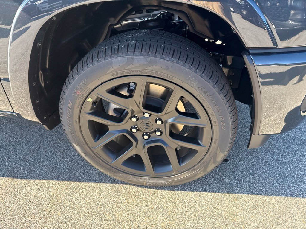 New 2027 RAM 1500 Laramie AWD/4WD image 9