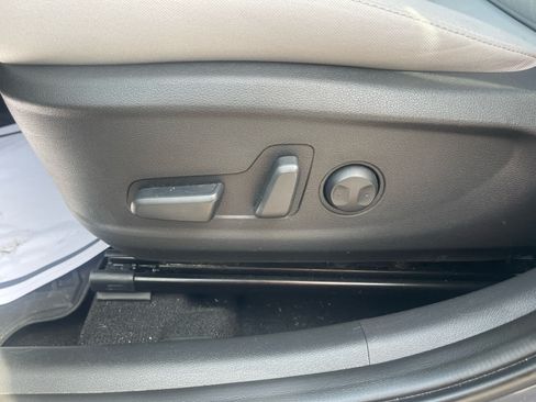 Used 2023 Hyundai Kona SEL AWD/4WD image 13