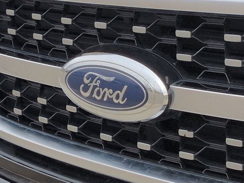 Certified 2023 Ford F150 Platinum image 14