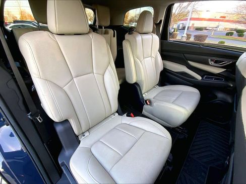 Used 2024 Subaru Ascent Limited image 18