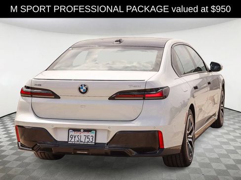 Used 2026 BMW 740i xDrive AWD/4WD image 4