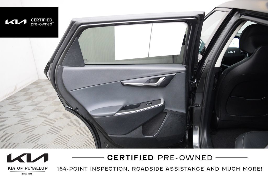Certified 2024 Kia EV6 Light AWD/4WD image 12