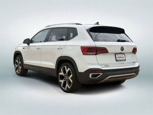 Used 2023 Volkswagen Taos SEL AWD/4WD image 4
