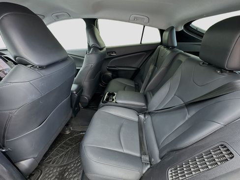 Used 2019 Toyota Prius Prime Premium FWD image 15