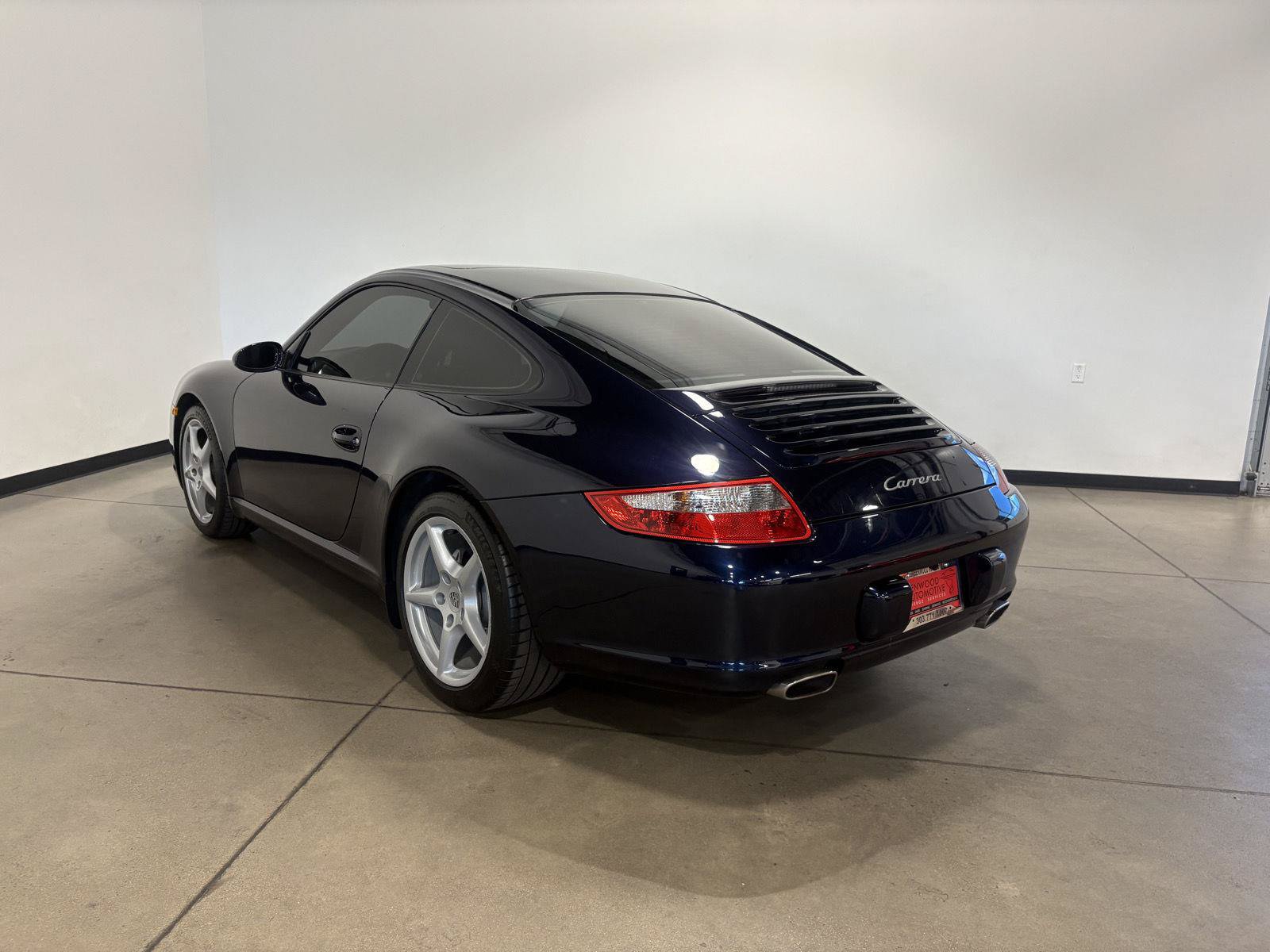 Used 2006 Porsche 911 Carrera RWD image 6