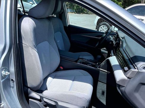 Certified 2025 Toyota Camry LE FWD image 9