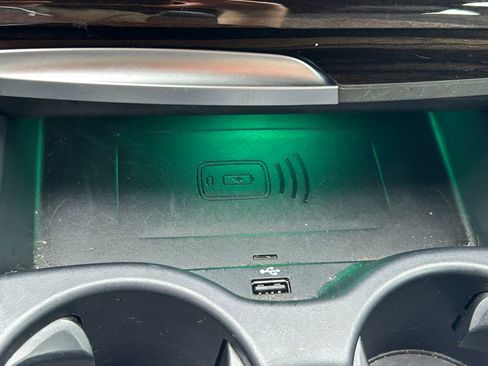 Used 2021 BMW 540i w/ Premium Package image 33