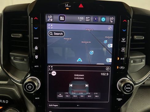 Used 2025 RAM 1500 Laramie image 24