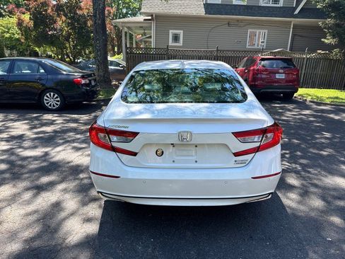 Used 2019 Honda Accord Touring image 8