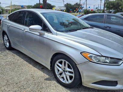 Used 2016 Ford Fusion SE