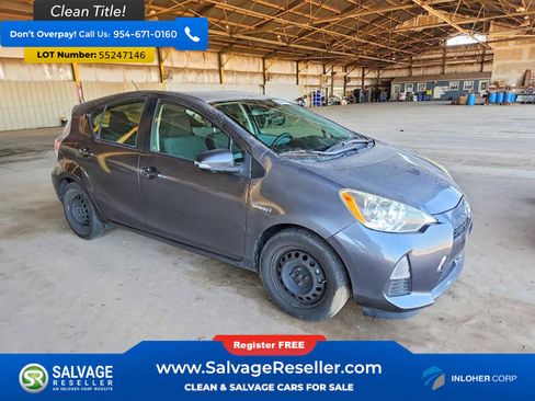 Used 2014 Toyota Prius C Two FWD image 5