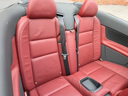 Used 2012 Volvo C70 T5 w/ Climate Pkg image 13