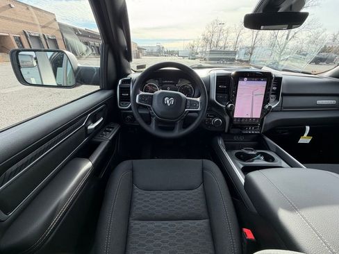 New 2026 RAM 1500 4x4 Crew Cab image 14