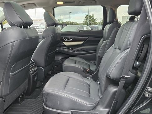 Used 2022 Subaru Ascent Touring image 13