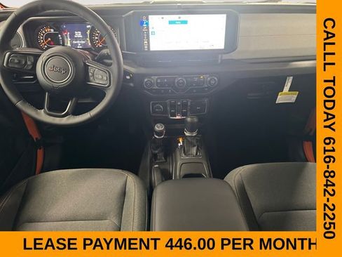 New 2025 Jeep Gladiator Sport image 15