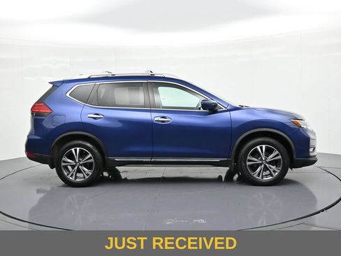 Used 2017 Nissan Rogue SL w/ SL Premium Package AWD/4WD image 5