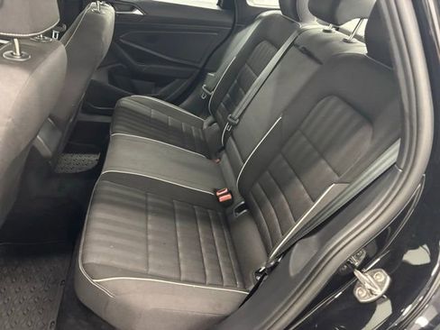 Used 2024 Volkswagen Jetta Sport image 8