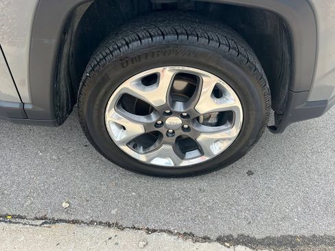 Used 2020 Jeep Compass Limited AWD/4WD image 11