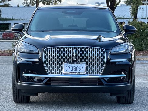 Used 2025 Lincoln Corsair FWD w/ Equipment Group 101A image 9