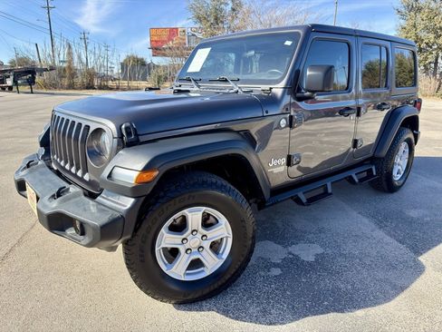 Used 2020 Jeep Wrangler Unlimited Sport S image 1
