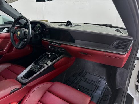 Used 2021 Porsche 911 Carrera image 28