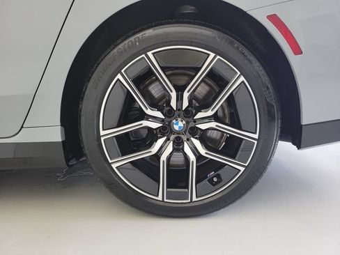 Used 2026 BMW 740i xDrive AWD/4WD image 13