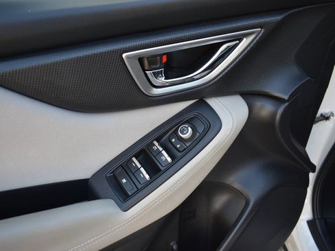 Used 2020 Subaru Forester Premium image 16