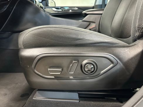 Used 2023 Jeep Grand Cherokee L Laredo AWD/4WD image 14
