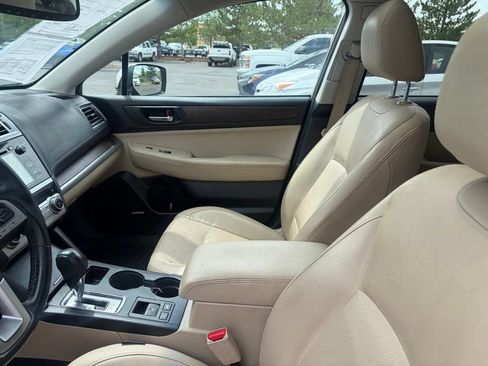 Used 2016 Subaru Outback 2.5i Limited AWD/4WD image 20