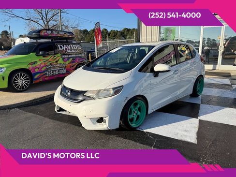 Used 2017 Honda Fit EX image 1
